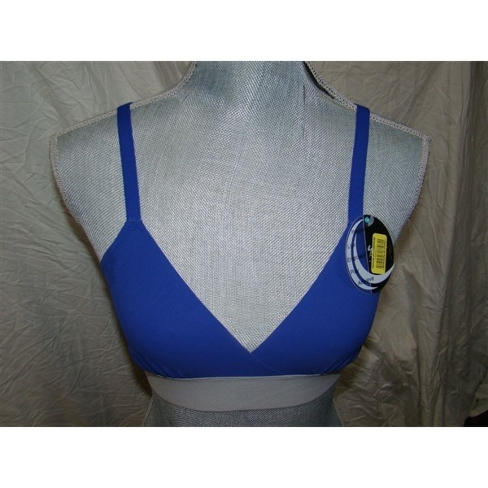 NWT Half Moon Active M Mod Movement Triangle Sports Bralette Blue 113711